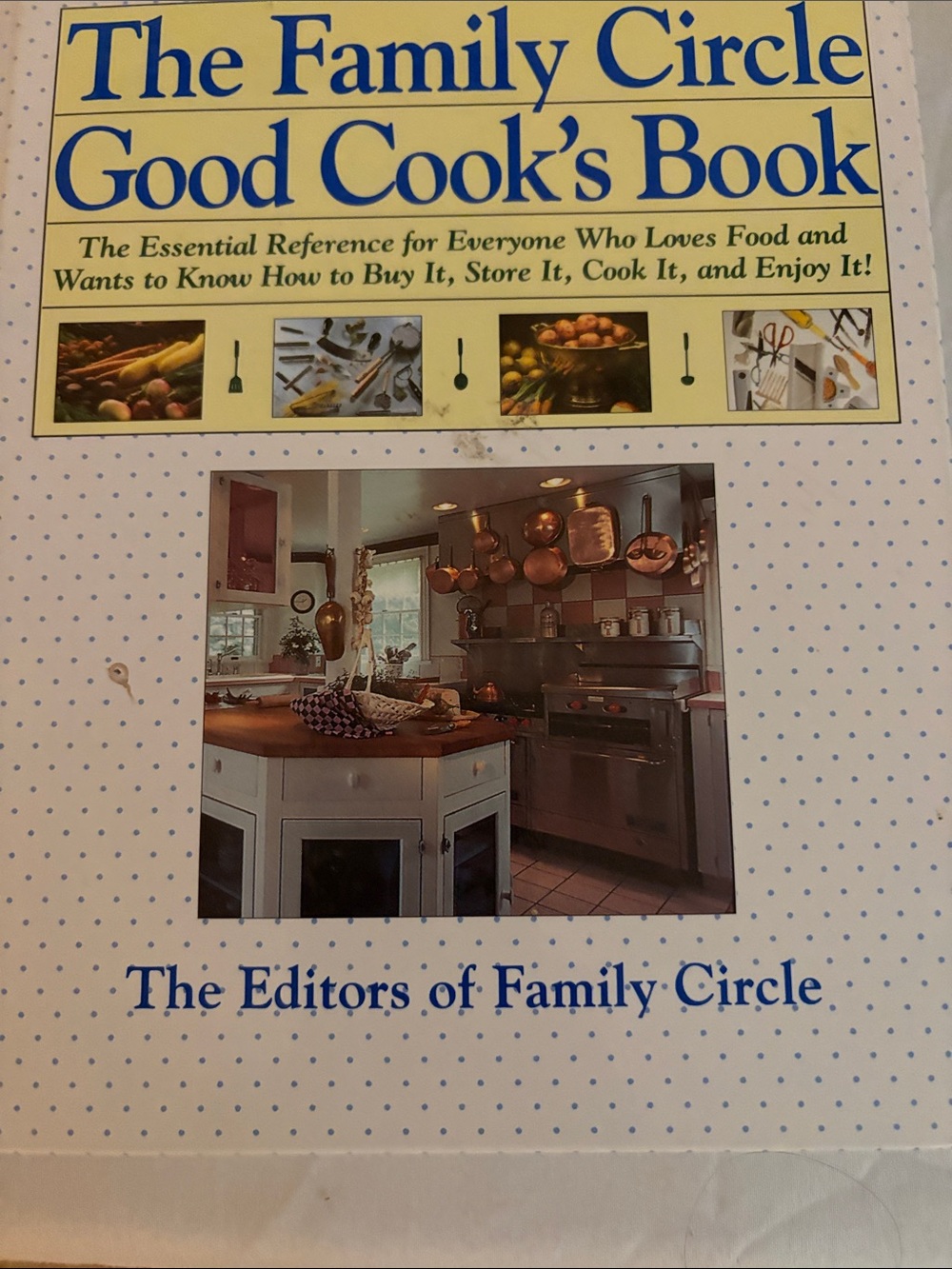 The Family Circle Good Cook's Book - Classic White Cover
